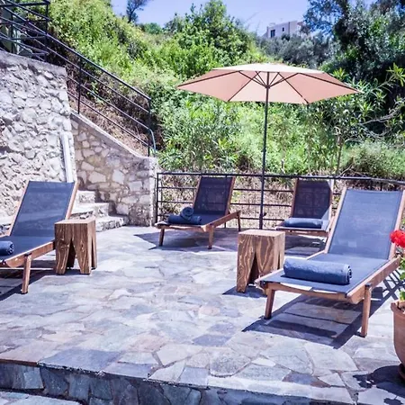 Ventus, 40sqm Private Pool & Hot Tub! Apartment *
